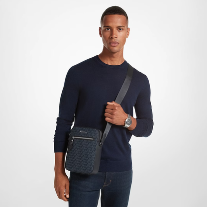 Henry Logo Flight Bag Tablet compatible